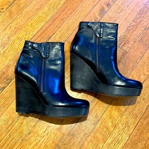 Coach Poppy wedge black Y2K boots size 10 M